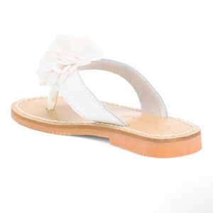 L'AMOUR
Leather Flower Flip Flops (Toddler Little Kid Big Kid)